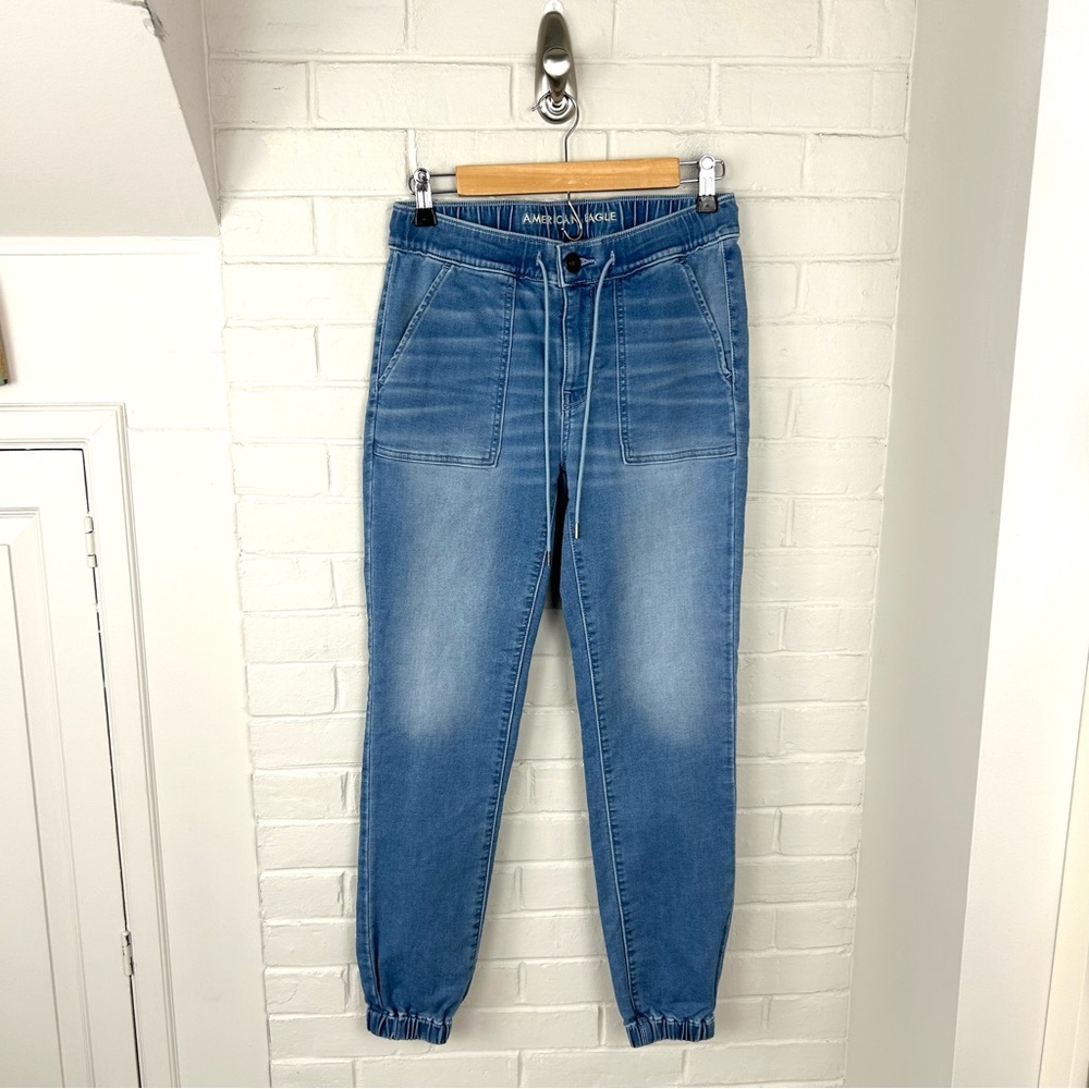 American Eagle Soft Knit Denim Jogger Jeans Size 4